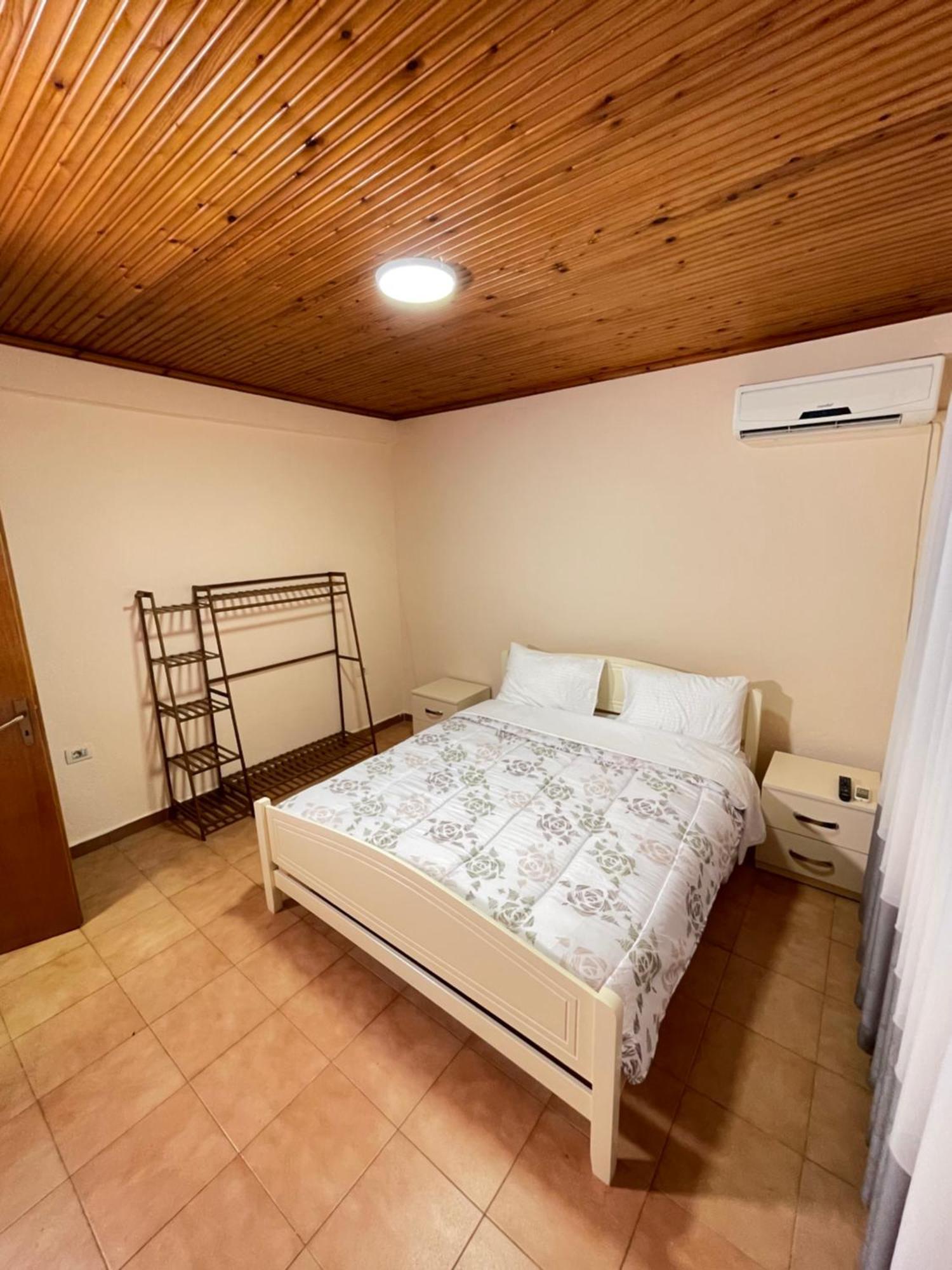 Shkodra Guest House & Trips Shkodra