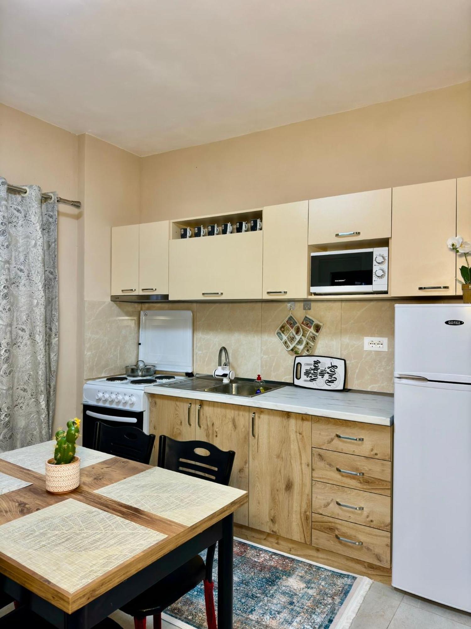 Shkodra Guest House & Trips Gasthof Shkodra