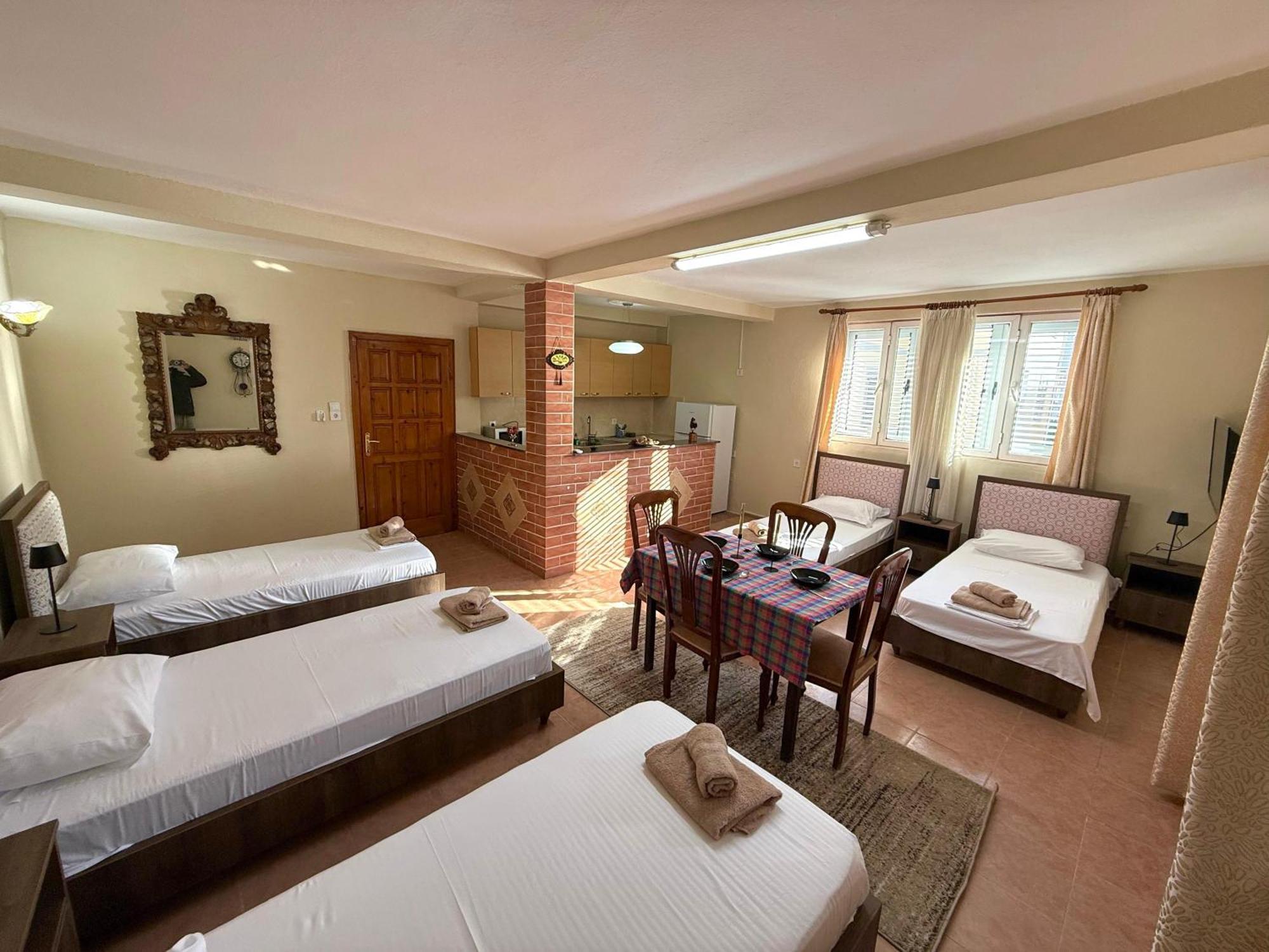Shkodra Guest House & Trips 3* Shkodra