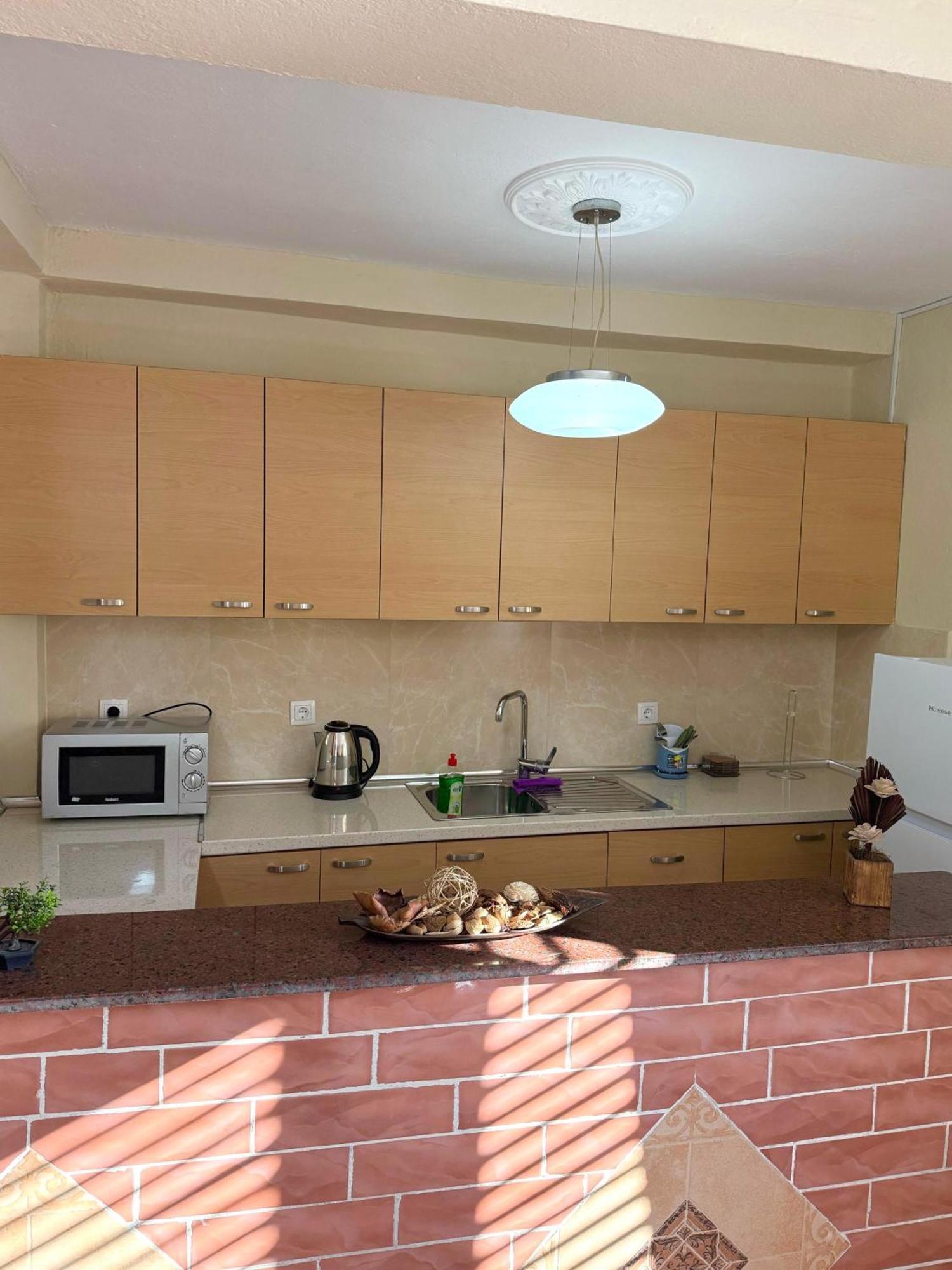 Shkodra Guest House & Trips 3*